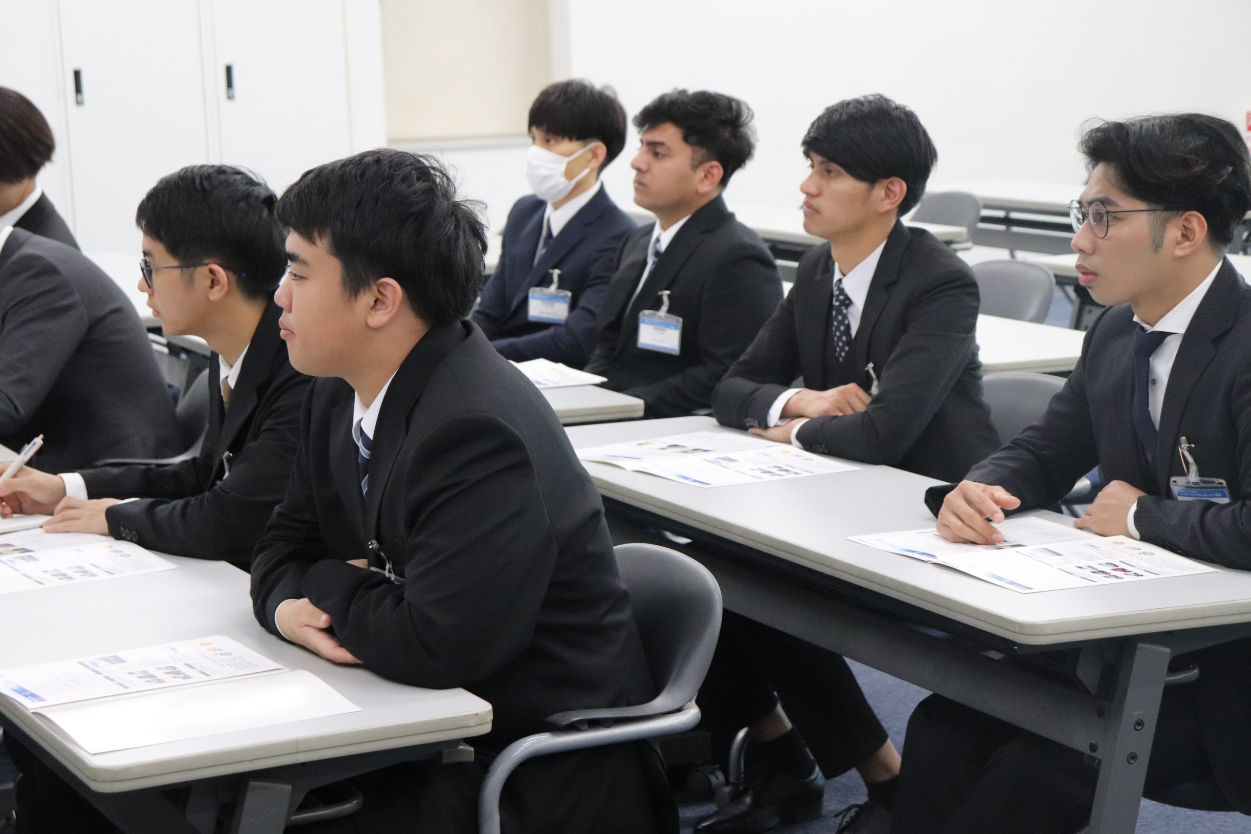 【就活】賛助会企業セミナーの実施（11月7日・8日）